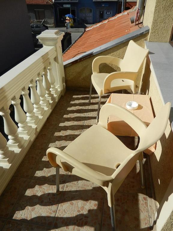Guesthouse Ellite Požarevac エクステリア 写真